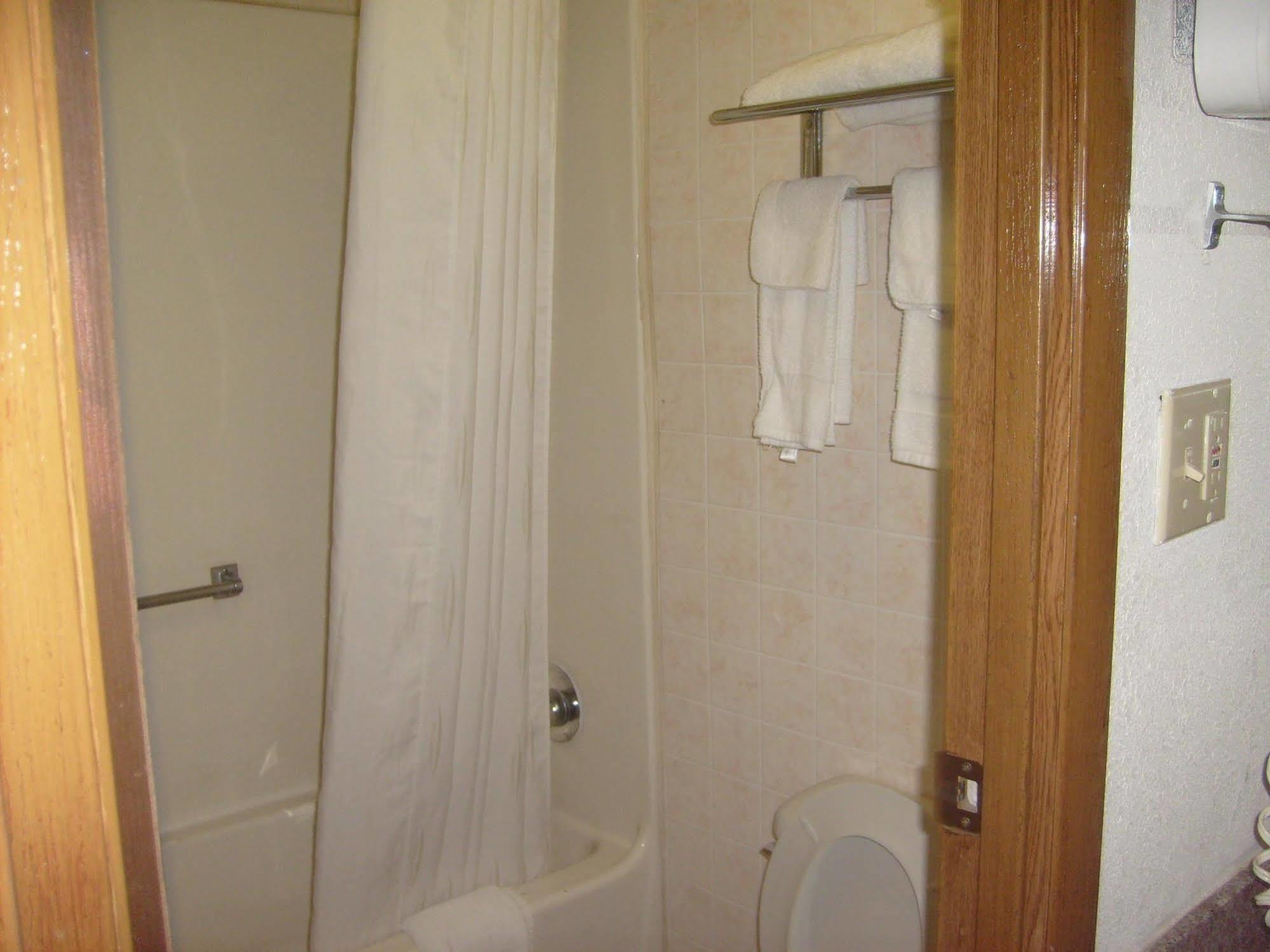 Express Inn Thomson Luaran gambar