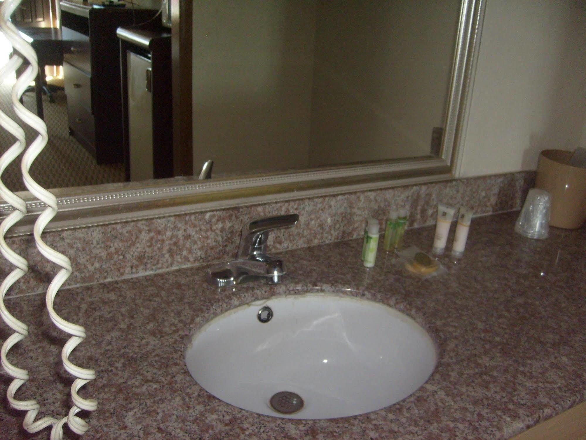 Express Inn Thomson Luaran gambar